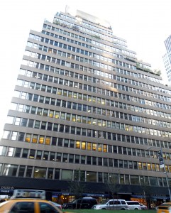 (10) Universal Building, 445 Park Avenue
Kahn & Jacobs, 1946
Built FAR: 17.5 proposed 21.6