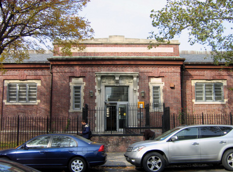 Brooklyn Carnegie Libraries Leonard Branch Historic Districts Brooklyn Public Library Leonard Branch Front Facade 2007 Hdc