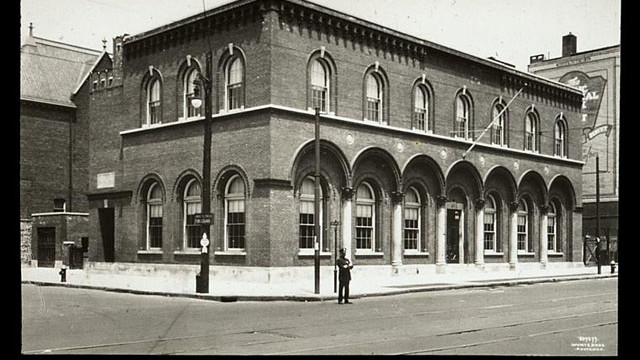 hunts point historic exterior-640