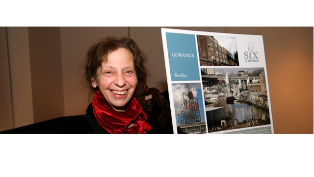 linda-mariano-and-sign-crop-640
