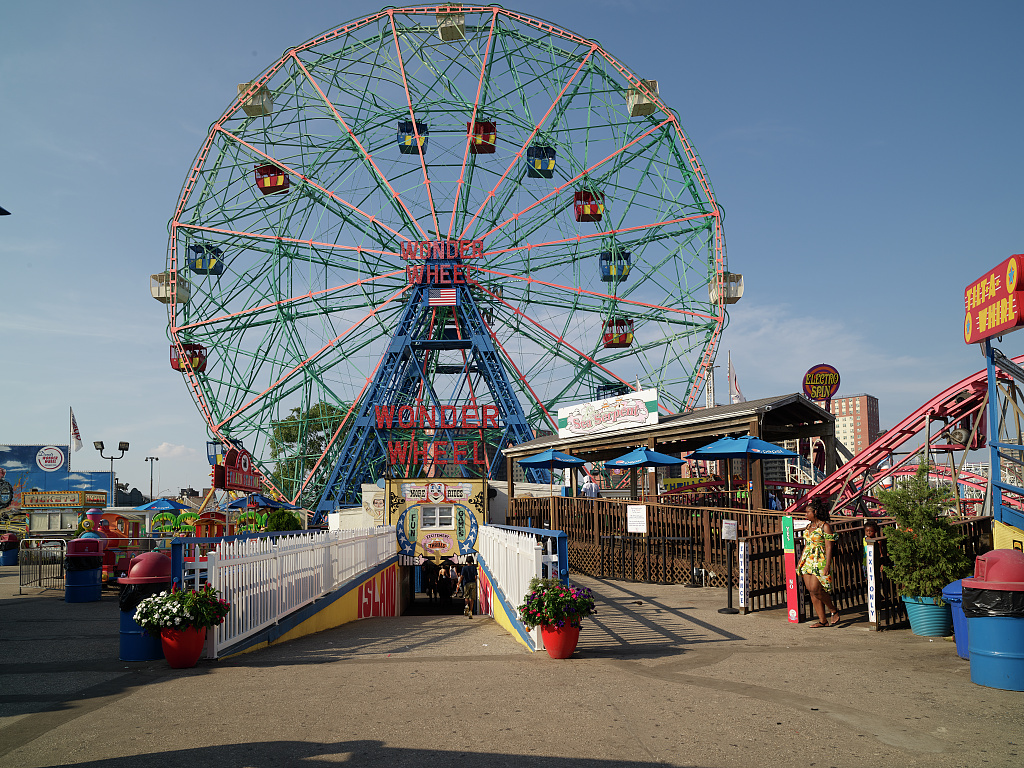 Coney Island Wonder Wheel entrance